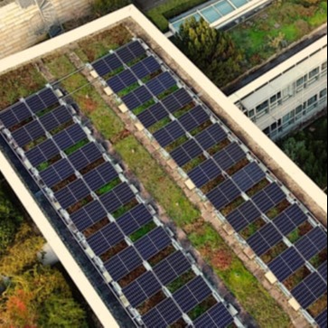 Retrofit Solar green roofs